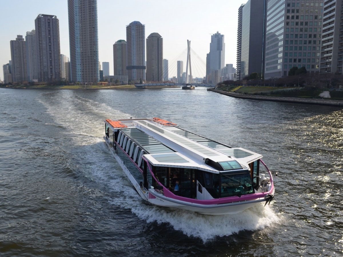 Water Bus<br>
              (Tokyo Cruise Ship)_2