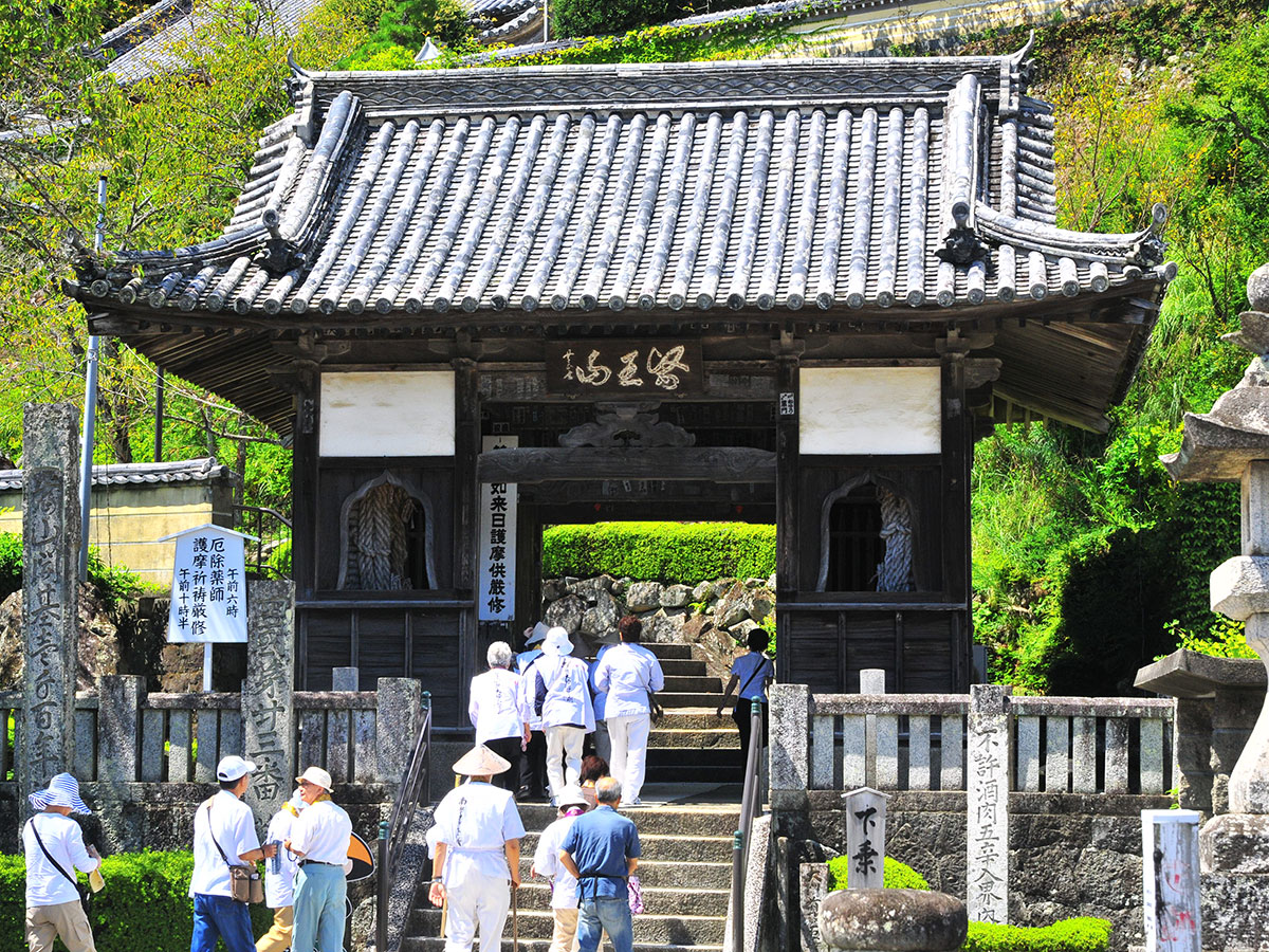Yakuoji Temple_1