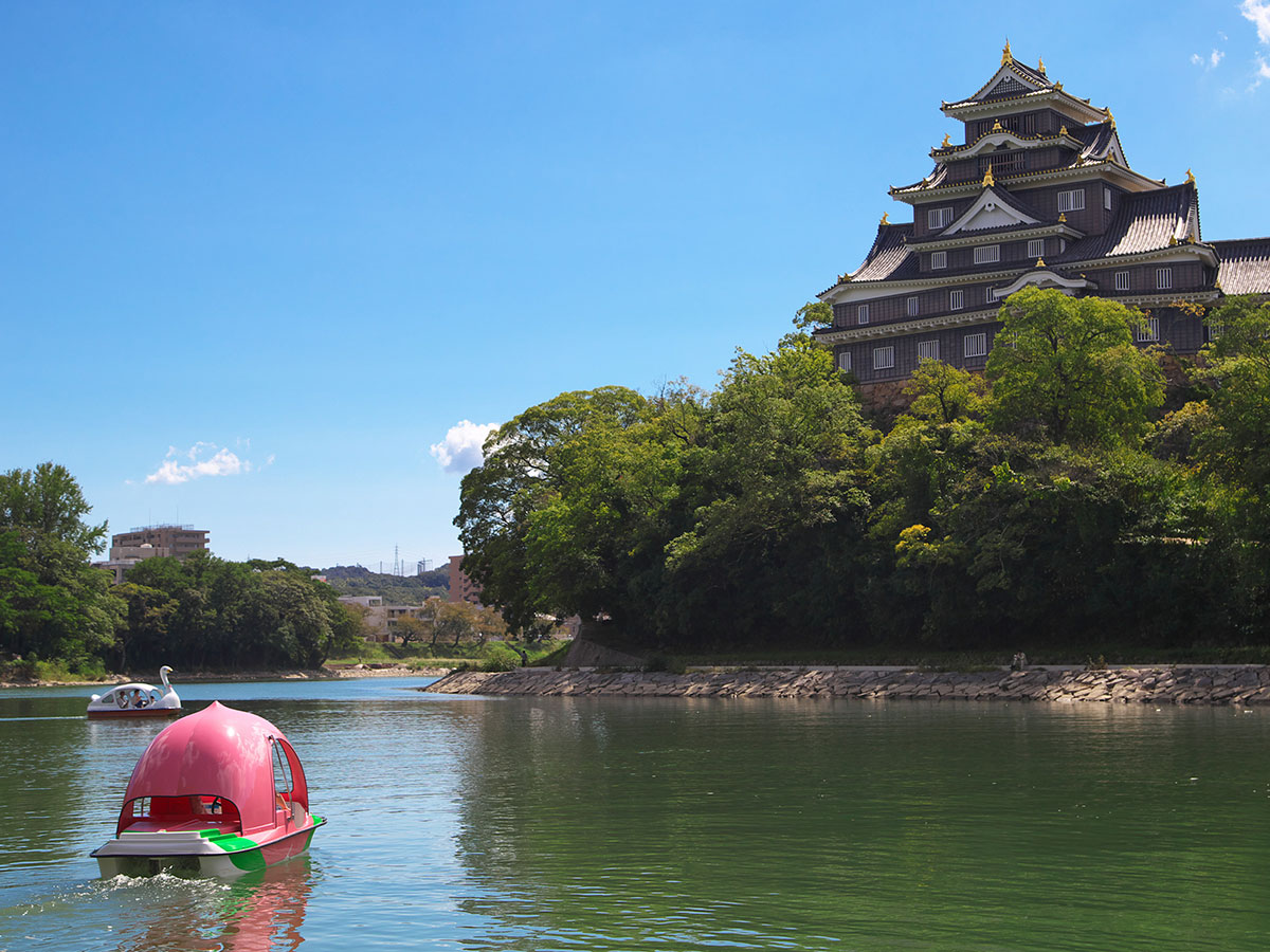 Okayama Korakuen Garden and Okayama Castle