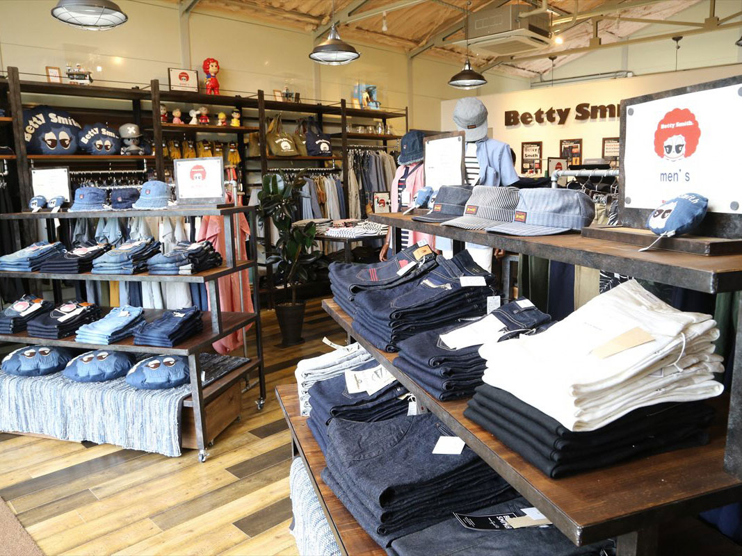 Betty Smith Jeans Museum & Village_4
