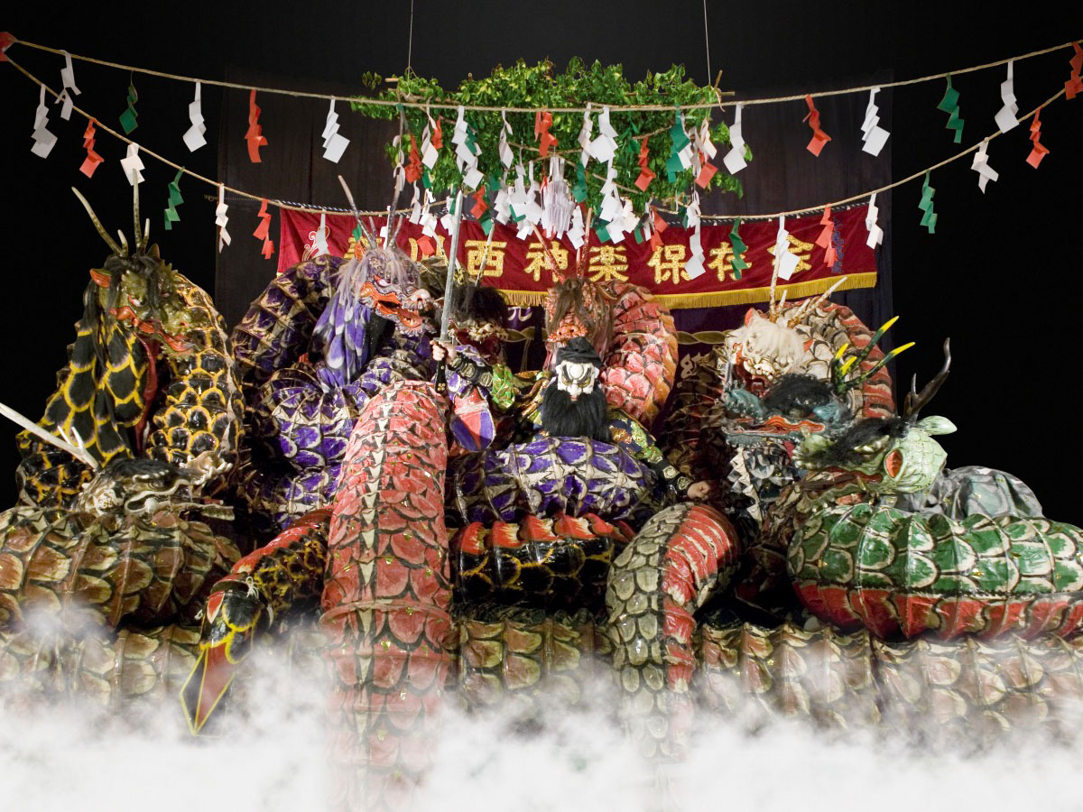 Iwami Kagura Traditional Dance_2